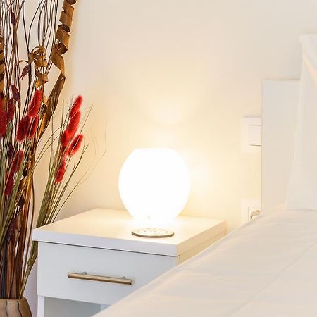 Charmy Petit Flat In Athens Apartment ภายนอก รูปภาพ