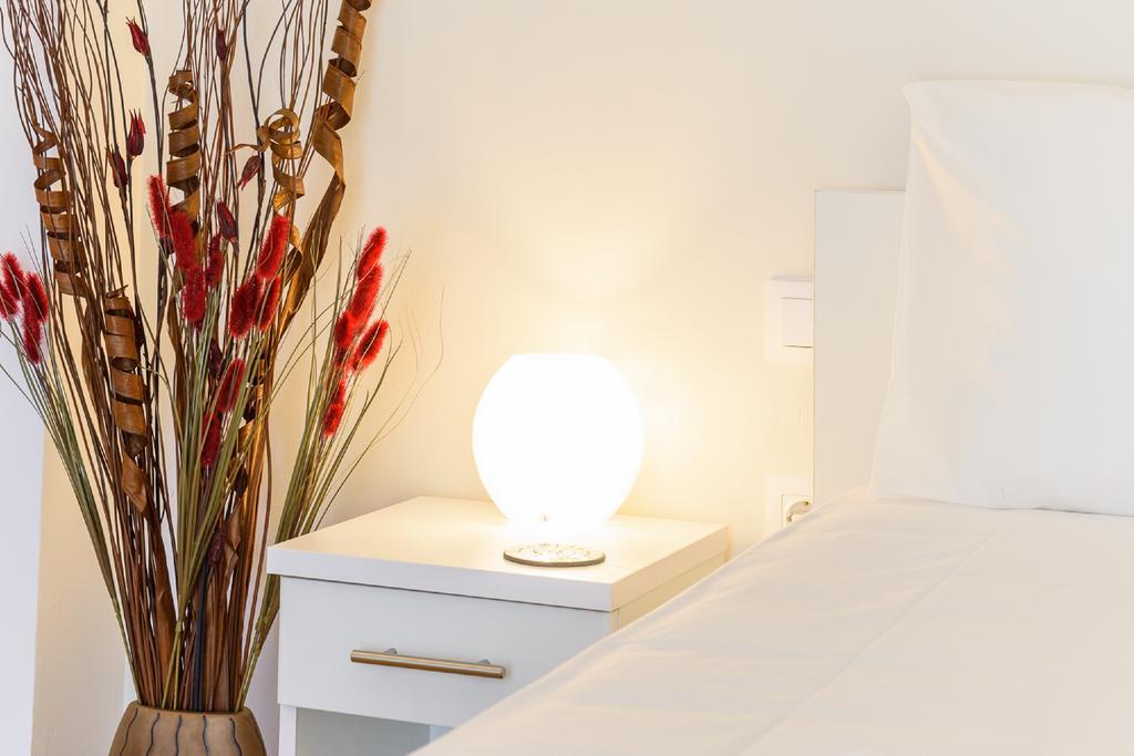 Charmy Petit Flat In Athens Apartment ภายนอก รูปภาพ