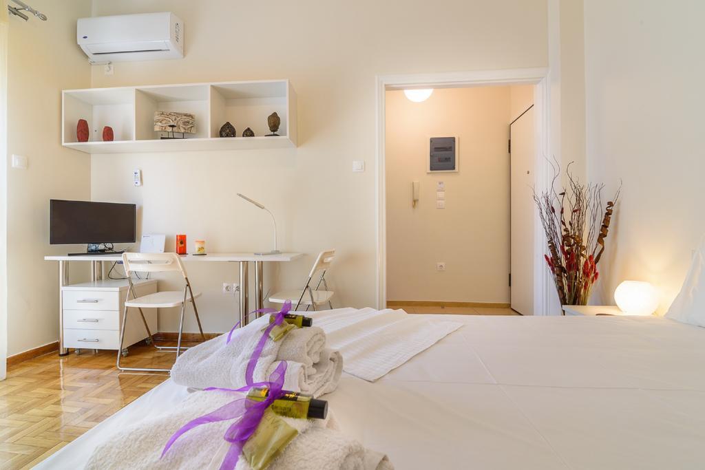 Charmy Petit Flat In Athens Apartment ภายนอก รูปภาพ