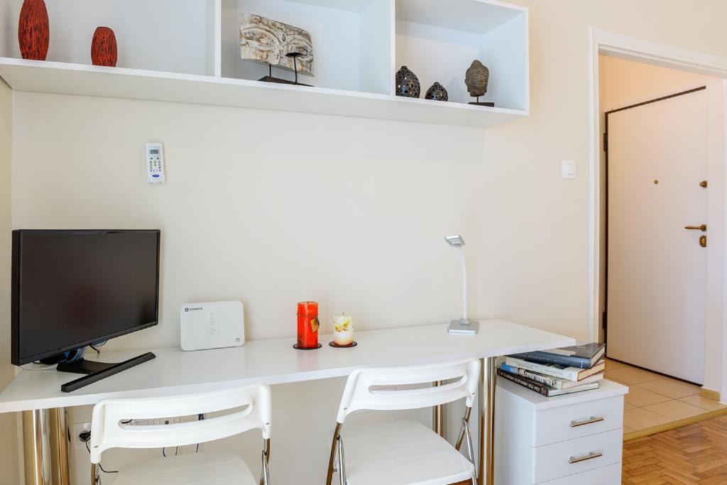 Charmy Petit Flat In Athens Apartment ภายนอก รูปภาพ